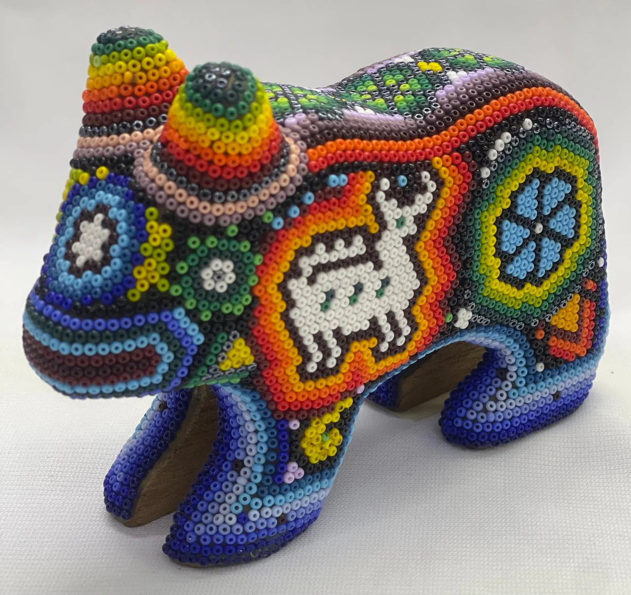 Toro en arte Huichol - Image 5