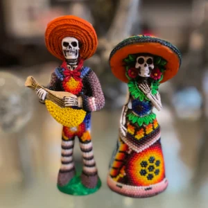 Pareja Catrín y Catrina arte huichol