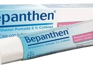 Bepanthen Pomada Protectora Contra Rozaduras, Bepanthen Bebe Previne y Alivia las Rozaduras, con Dexpantenol 5% Cutánea, 100g
